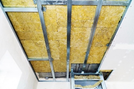 Pl&acirc;tre projet&eacute; ou plaques, quelle technique pour un faux plafond &agrave; S&eacute;lestat ?